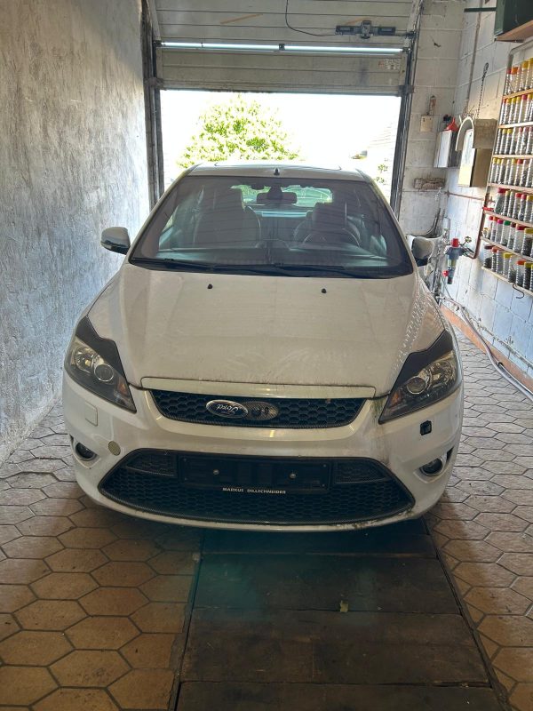 Focus ST 2,5 benzin 225 PS