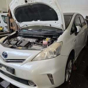 Prius +